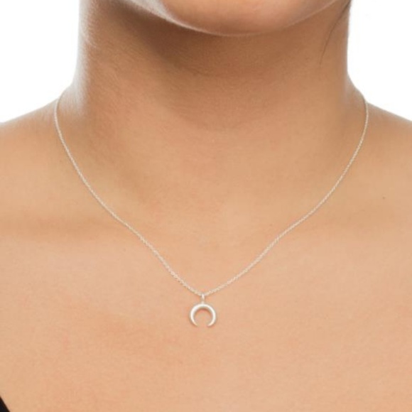 NEW crescent moon necklace - Picture 4 of 4